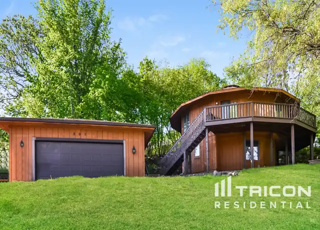 Property at 805 Garrison Ct, Burnsville, MN, 55337, 3 beds, 3 baths, [object Object]