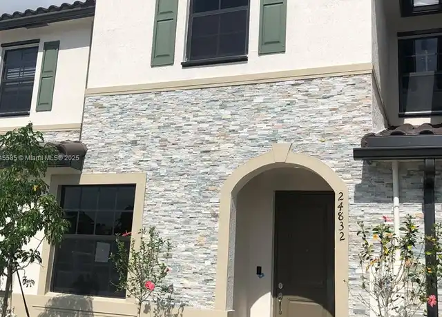 Property at 24832 SW 114th Ave Unit 24832, Princeton, FL, 33032, 3 beds, 2.5 baths, [object Object]