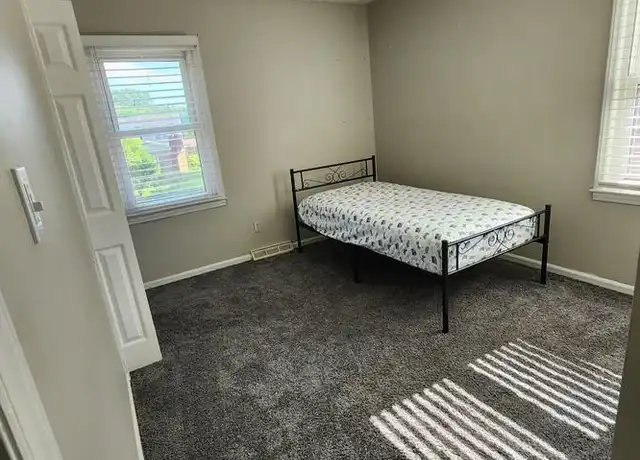 Property at 301 Red Roan Pl, Charlotte, NC, 28215, 1 bed, 1 bath, [object Object]