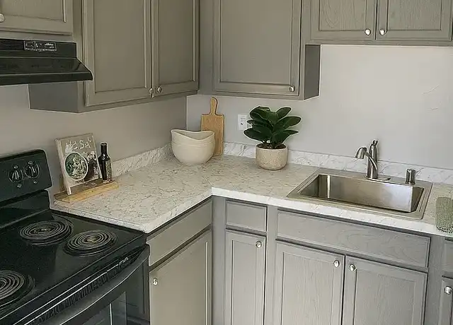 Property at The Cove on Tazewell - 3305 Tazewell Pike, Knoxville, TN, 37918, 2 beds, 1 bath, [object Object]