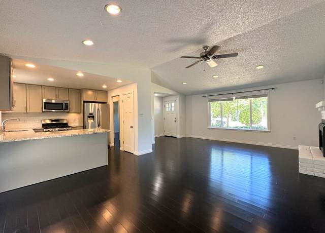 Photo of 2312 Shepard St, Steilacoom, WA 98388