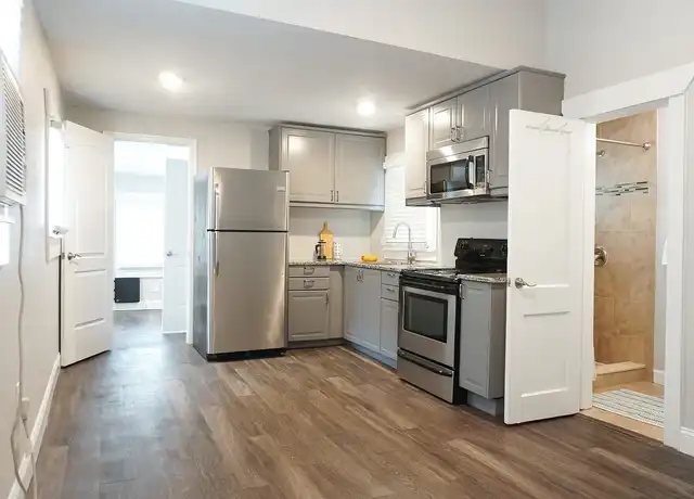Property at Beach Flats - 210 W Hyde Park Pl, Tampa, FL, 33606, 0 beds, 1 bath, [object Object]
