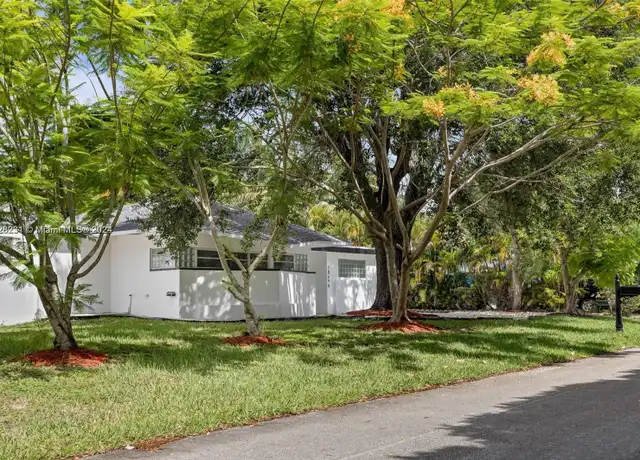 Property at 18490 SW 83rd Ave, Cutler Bay, FL, 33157, 6 beds, 3.5 baths, [object Object]