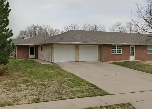 Property at 603 S Hickory St, McPherson, KS, 67460, 2 beds, 1 bath, [object Object]