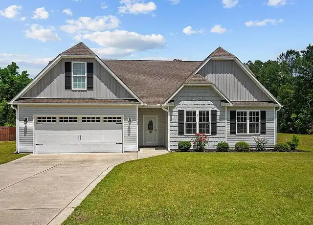Property at 102 Captains Pointe, Sneads Ferry, NC, 28460, 3 beds, 2 baths, [object Object]