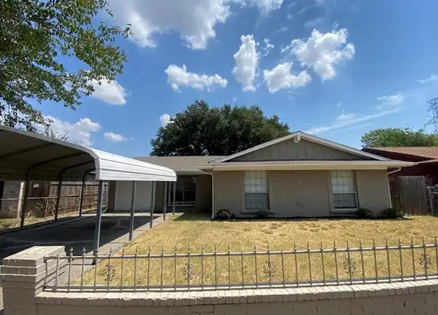 Property at 6430 Cinnamon Oaks Dr, Dallas, TX, 75241, 3 beds, 2 baths, [object Object]