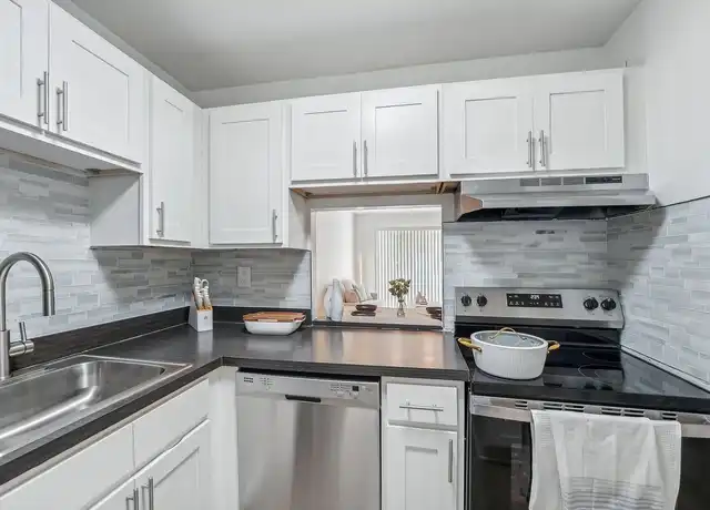 Property at Atlas at Bay Point - 2150 62nd Ter S, St. Petersburg, FL, 33712, 1 bed, 1 bath, [object Object]