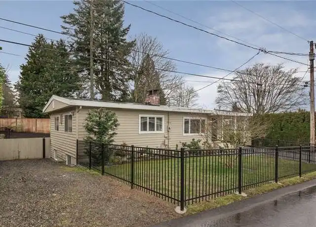Property at 643 Ferndale Ave NE, Renton, WA, 98056, 2 beds, 1 bath, [object Object]