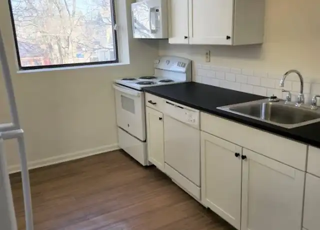 Property at 425 Glen St Apt 234 (44), Glens Falls, NY, 12801, 2 beds, 1 bath, [object Object]