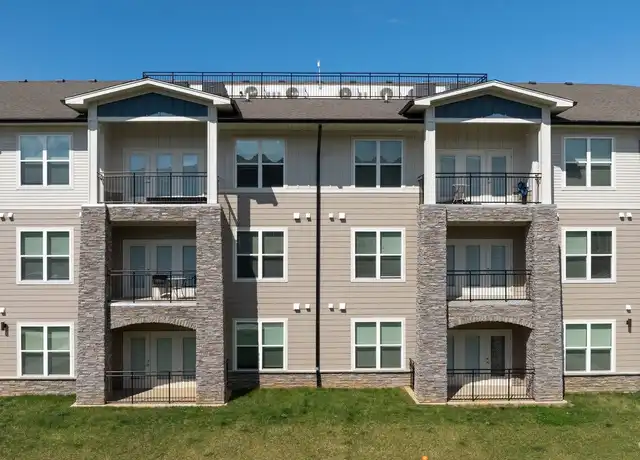 Property at 10001 Oak Bridge Cir, Louisville, KY, 40219, 1 bed, 1 bath, [object Object]
