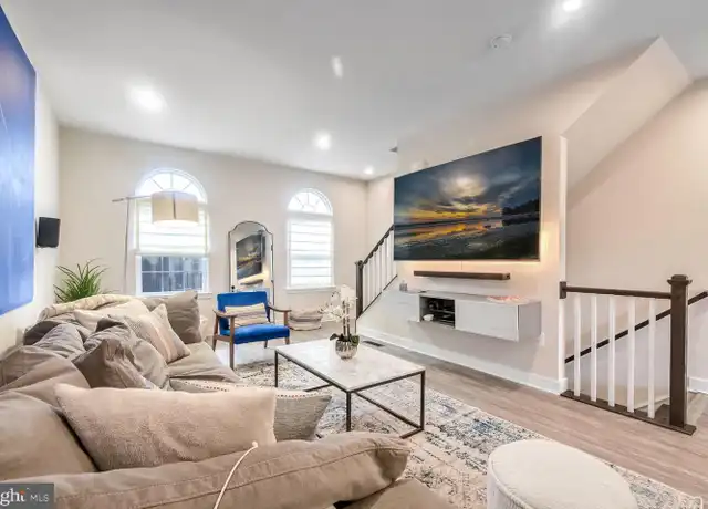 Property at 2650 Jetstream Rd, Herndon, VA, 20171, 3 beds, 3.5 baths, [object Object]