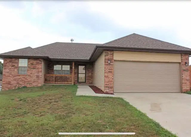 Property at 2848 W Setting Sun Dr, Springfield, MO, 65807, 3 beds, 2 baths, [object Object]