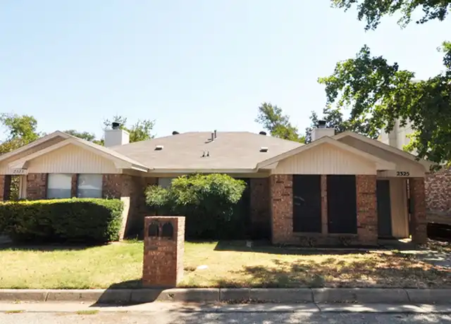 Property at 2323 Miguel Ln Unit 2325, Arlington, TX, 76016, 2 beds, 2 baths, [object Object]