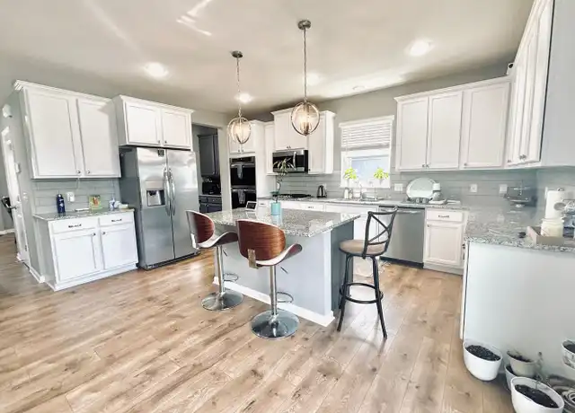 Property at 1750 Tamarack Rd, Shakopee, MN, 55379, 5 beds, 3 baths, [object Object]