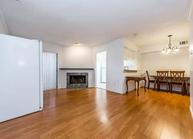 Property at 885 Dublin Dr #3, Richardson, TX, 75080, 2 beds, 2.5 baths, [object Object]
