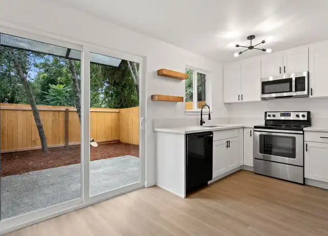 Property at Powell Place - 3240 SE 90th Pl, Portland, OR, 97266, 2 beds, 1 bath, [object Object]