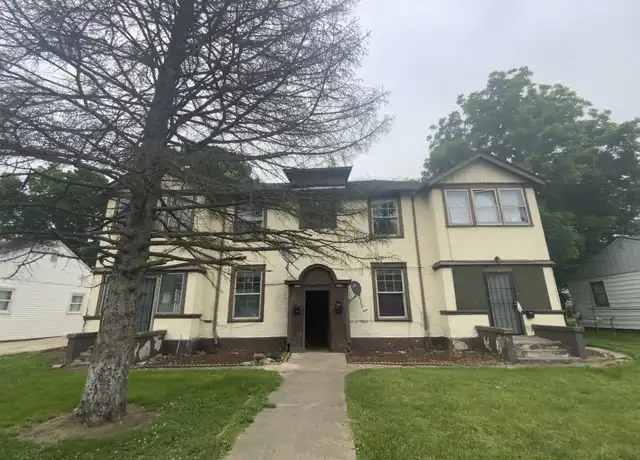 Property at 505 N Collett St Unit 1, Danville, IL, 61832, 3 beds, 1 bath, [object Object]