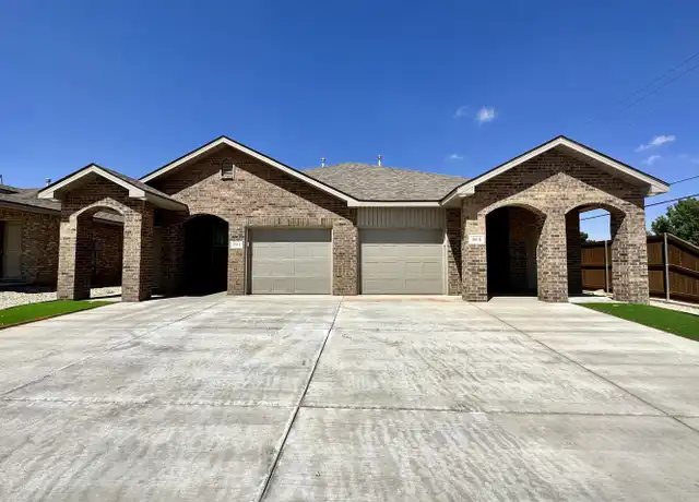 Property at 2007 Aberdeen Ave Unit B, Wolfforth, TX, 79382, 3 beds, 2 baths, [object Object]