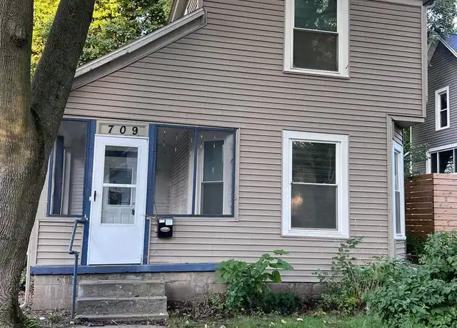 Property at 709 Sinclair Ave NE, Grand Rapids, MI, 49503, 3 beds, 1 bath, [object Object]