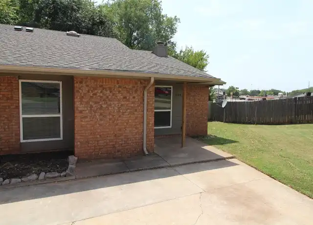 Property at 904 Aspen Ct, Noble, OK, 73068, 2 beds, 1.5 baths, [object Object]