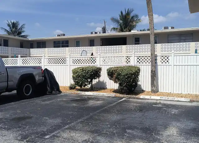 Property at 350 Woodland Ave #6, Cocoa Beach, FL, 32931, 2 beds, 1 bath, [object Object]