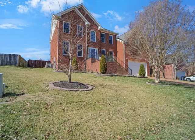 Property at 152 Mansker Park Dr, Hendersonville, TN, 37075, 4 beds, 2.5 baths, [object Object]