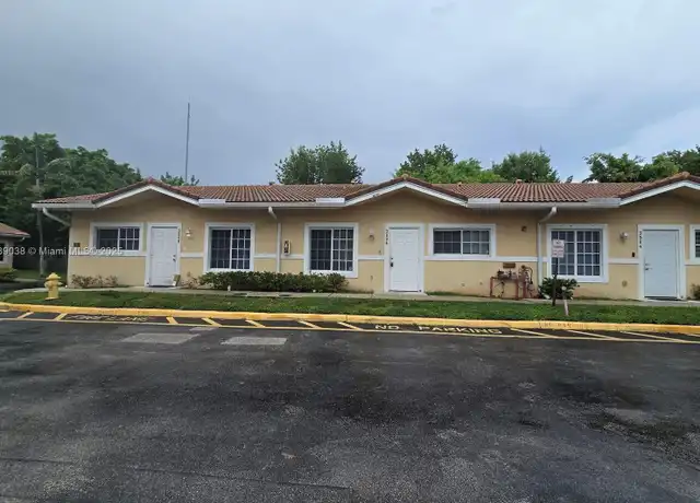 Property at 3906 SW 48th Ave #3906, Pembroke Park, FL, 33023, 2 beds, 2 baths, [object Object]