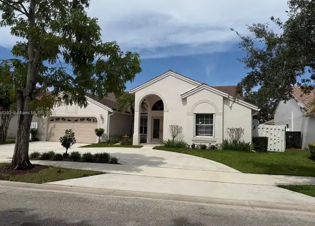 Property at 794 Lake Blvd Unit 794, Weston, FL, 33326, 5 beds, 3 baths, [object Object]