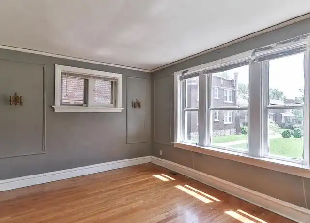 Property at 3807 Keokuk St Unit 2, St. Louis, MO, 63116, 2 beds, 1 bath, [object Object]