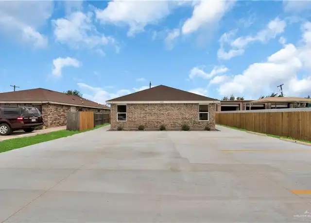 Property at 2209 Ithaca Ave, McAllen, TX, 78501, 2 beds, 2 baths, [object Object]