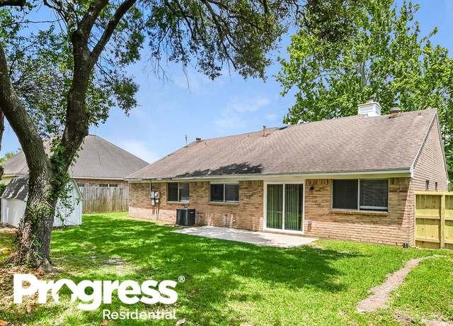 Photo of 2424 Shadybend Dr, Pearland, TX 77581