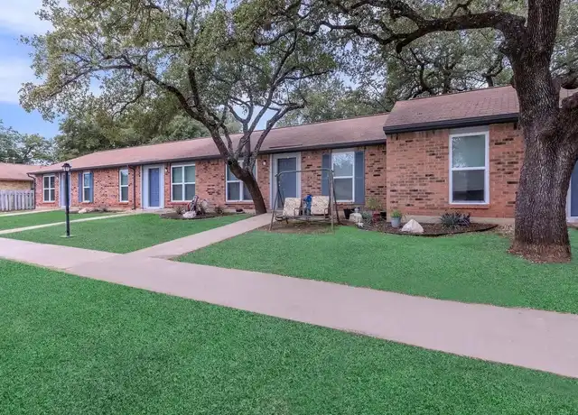 Property at 900 Westwood Dr, Round Rock, TX, 78681, 1 bed, 1 bath, [object Object]