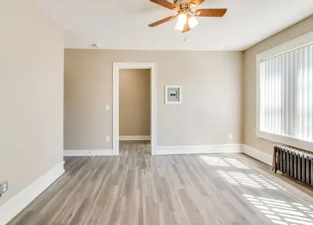 Property at 574 W Huron St, Pontiac, MI, 48341, 0 beds, 1 bath, [object Object]