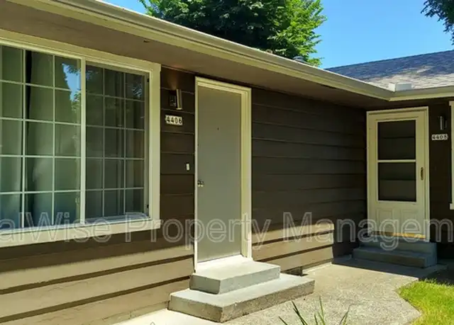 Property at 4406 SE 36th Pl, Portland, OR, 97202, 1 bed, 1 bath, [object Object]