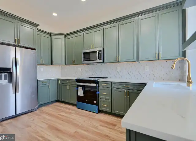 Property at 1715 N Broadway, Baltimore, MD, 21213, 4 beds, 3.5 baths, [object Object]