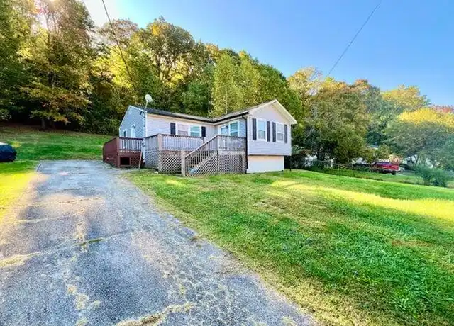 Property at 2312 Rifle Range Dr, Knoxville, TN, 37918, 3 beds, 2 baths, [object Object]