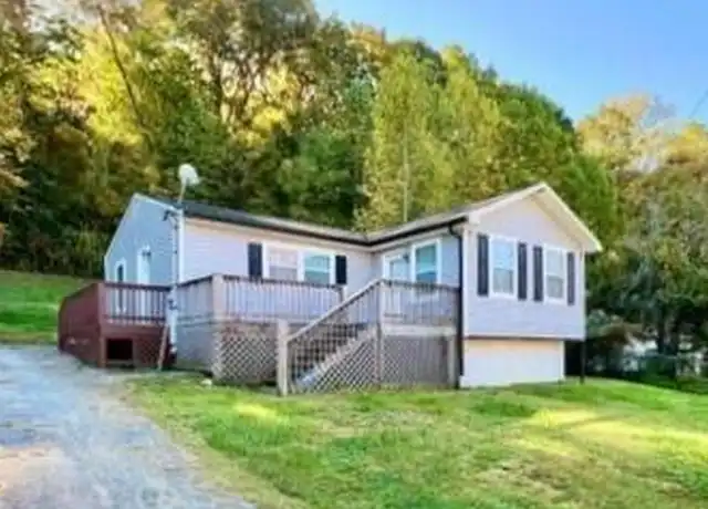 Property at 2312 Rifle Range Dr, Knoxville, TN, 37918, 3 beds, 2 baths, [object Object]
