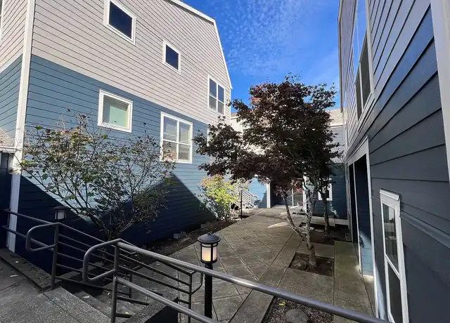 Property at Goose Hollow - 1819 SW 18th Ave, Portland, OR, 97201, 2 beds, 2 baths, [object Object]