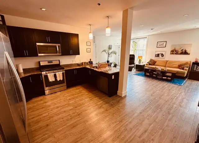 Property at 9 S Beaver St Unit 21, York, PA, 17401, 1 bed, 1 bath, [object Object]