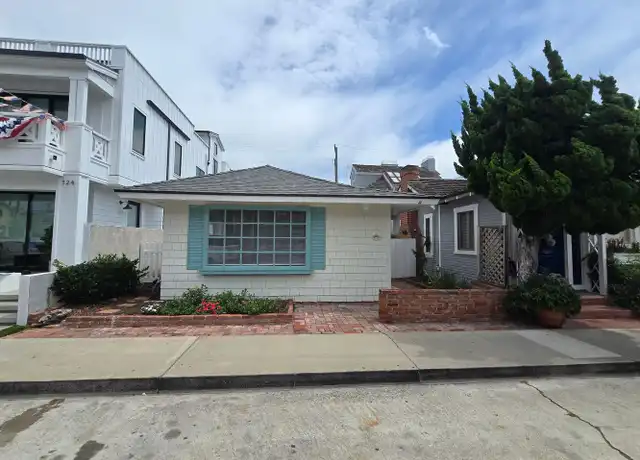 Property at 122 Apolena Ave Unit 122, Newport Beach, CA, 92662, 2 beds, 1 bath, [object Object]