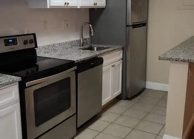Property at 1435 N St NW #103, Washington, DC, 20005, 1 bed, 1 bath, [object Object]