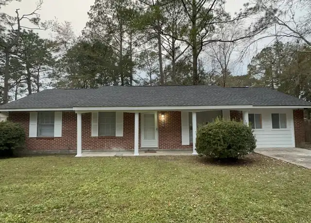 Property at 534 S Arizona St, Kingsland, GA, 31548, 4 beds, 2.5 baths, [object Object]
