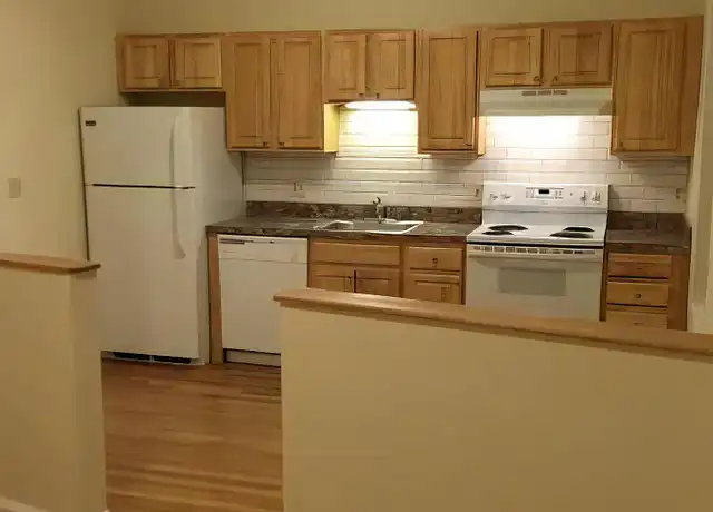 Property at 129 Berkshire St, Cambridge, MA, 02141, 3 beds, 1 bath, [object Object]