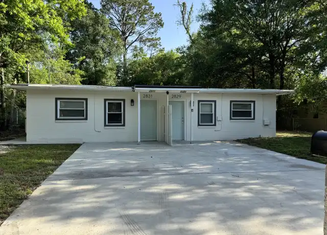 Property at 2829 W 6th St, Jacksonville, FL, 32254, 2 beds, 1 bath, [object Object]
