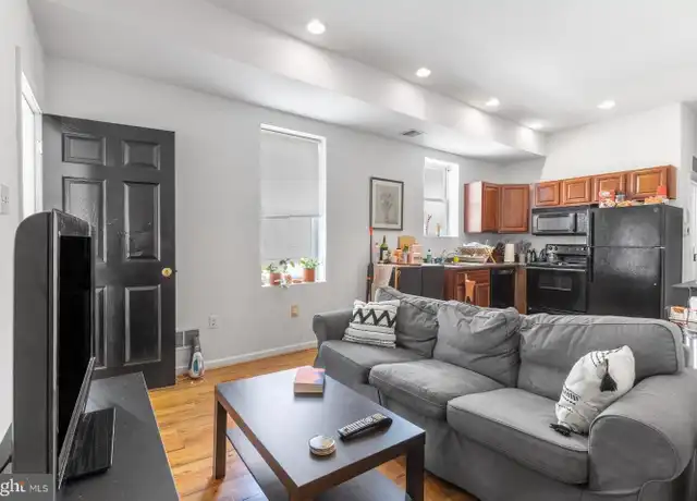Property at 1401 S 15th St Unit 3, Philadelphia, PA, 19146, 2 beds, 1 bath, [object Object]