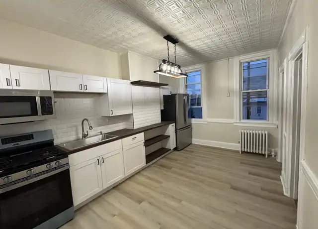 Property at 6737 John F. Kennedy Blvd Unit 2, North Bergen, NJ, 07047, 3 beds, 2 baths, [object Object]
