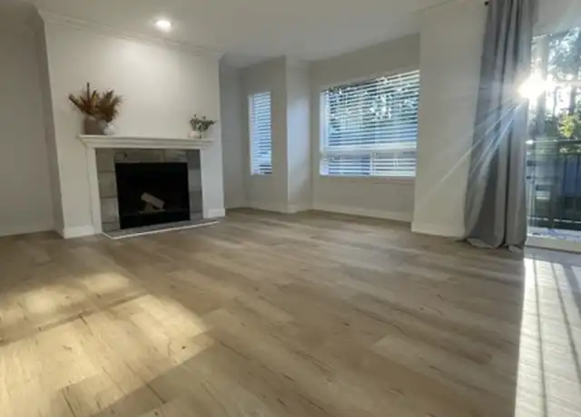 Property at 31500 33rd Pl SW Unit P103, Federal Way, WA, 98023, 2 beds, 1 bath, [object Object]