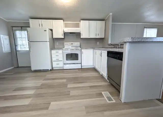 Property at 13314 Pecan Tree Dr, Willis, TX, 77318, 3 beds, 2 baths, [object Object]