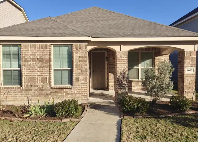 Property at 1025 Marietta Ln, Aubrey, TX, 76227, 3 beds, 2 baths, [object Object]