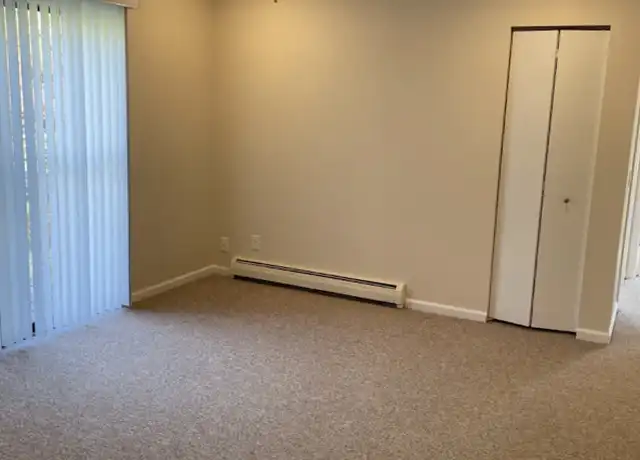 Property at 10000 S Westnedge Ave, Portage, MI, 49024, 2 beds, 1 bath, [object Object]